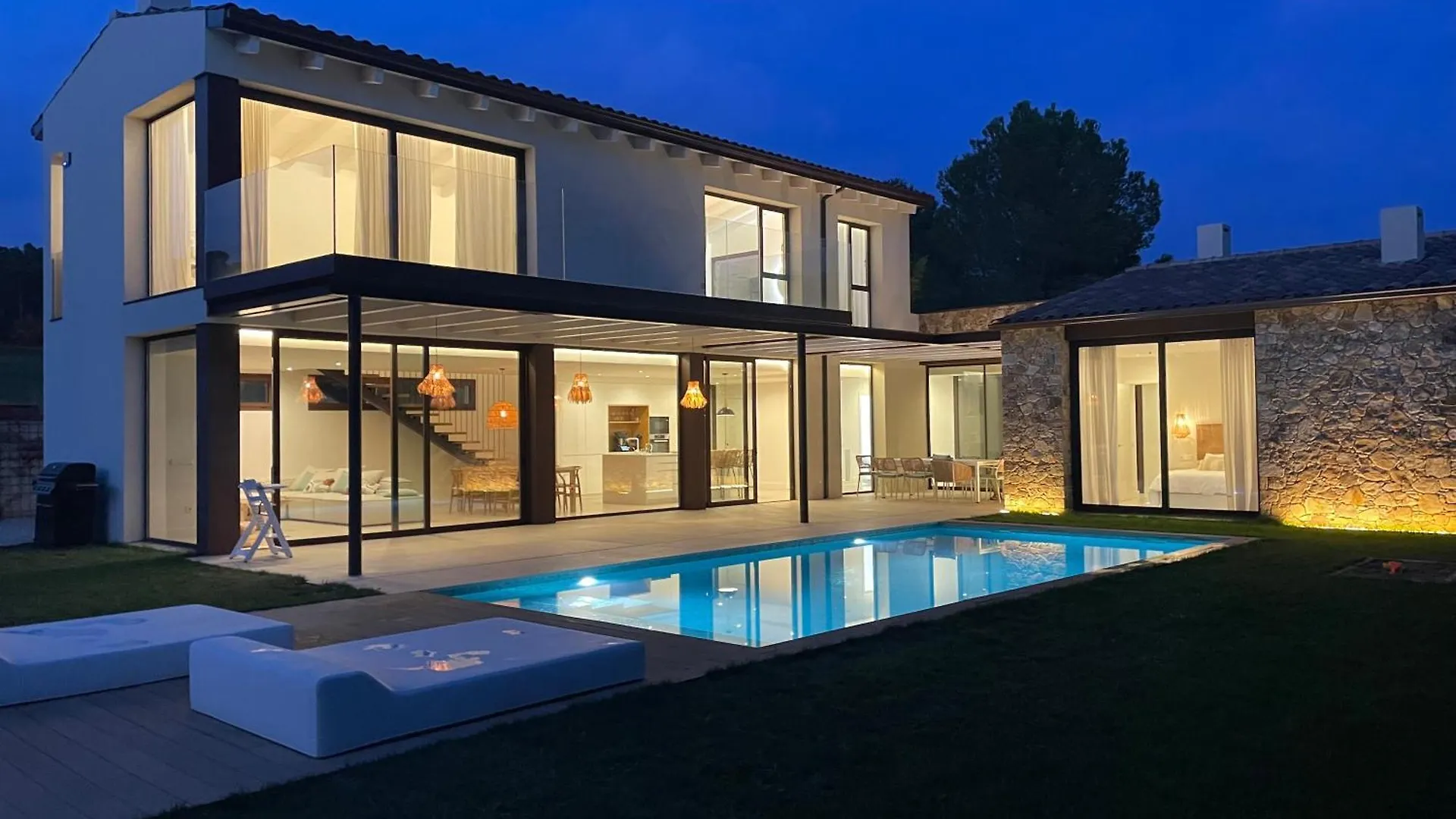 Villa Sa Llum Vall-Llobrega