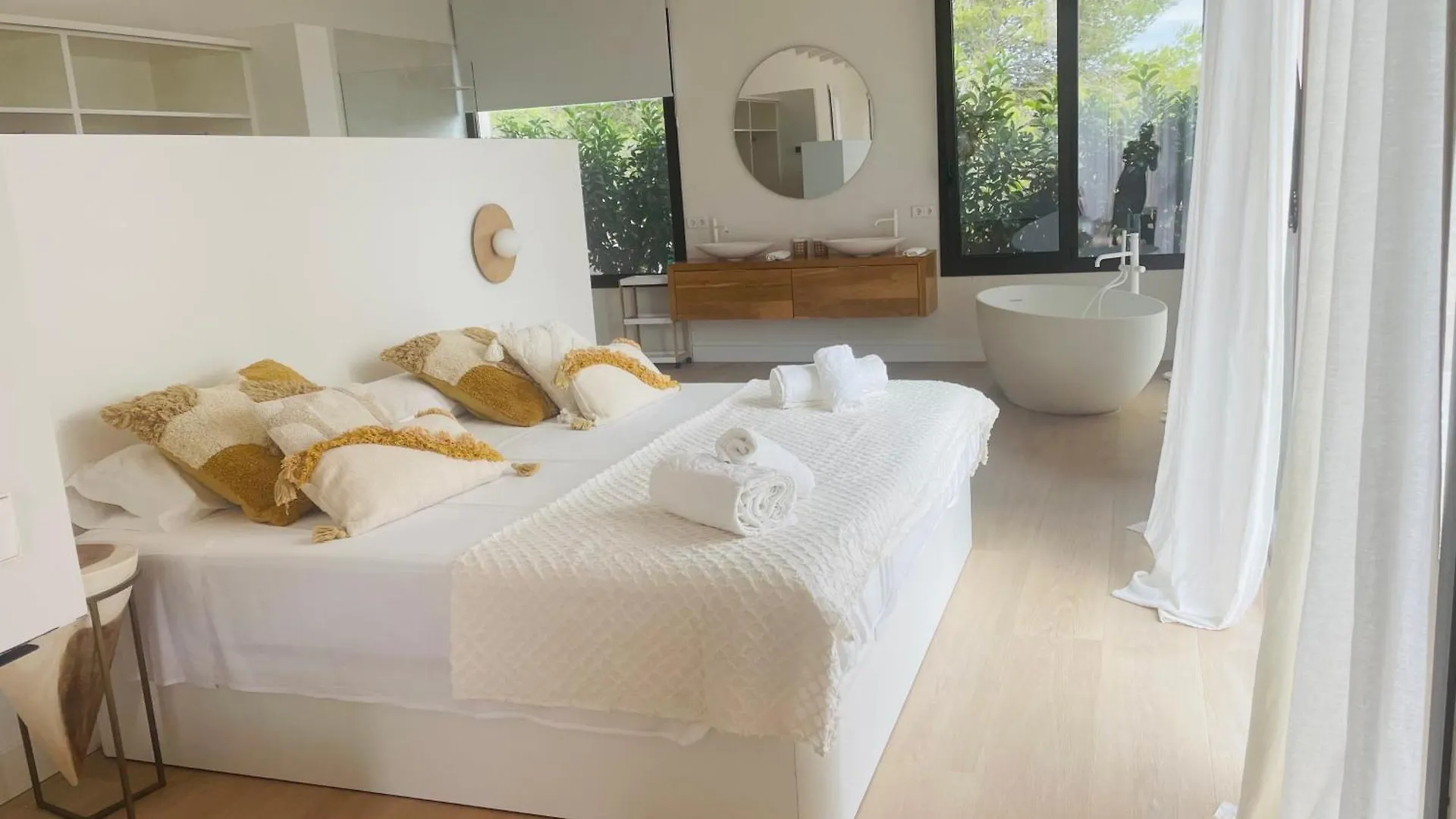 Villa Sa Llum Vall-Llobrega 0*,
