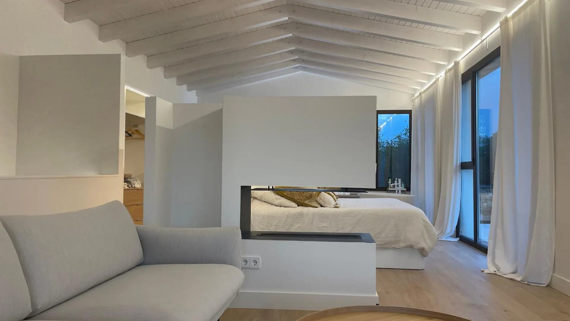 Villa Sa Llum Vall-Llobrega 0*,  Spagna